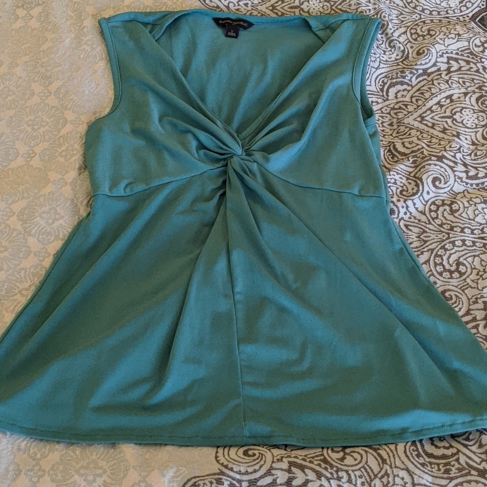 Green top